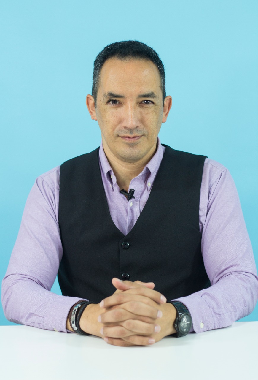 profesor JOSIAS ALVARADO ORIHUELA
